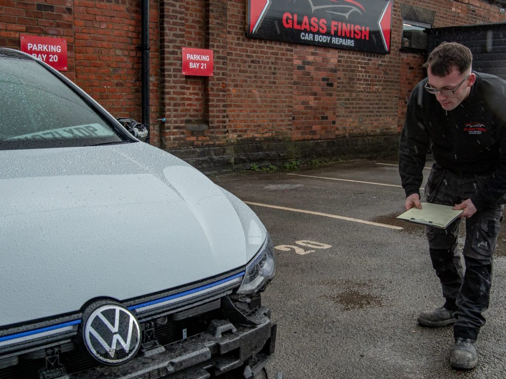 Choose an Expert Team for Professional Bumper Repairs in Middlebrook